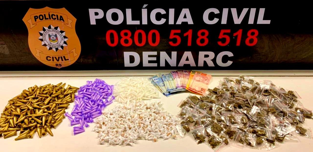 Entorpecentes estavam com dois traficantes presos pelos agentes do Denarc