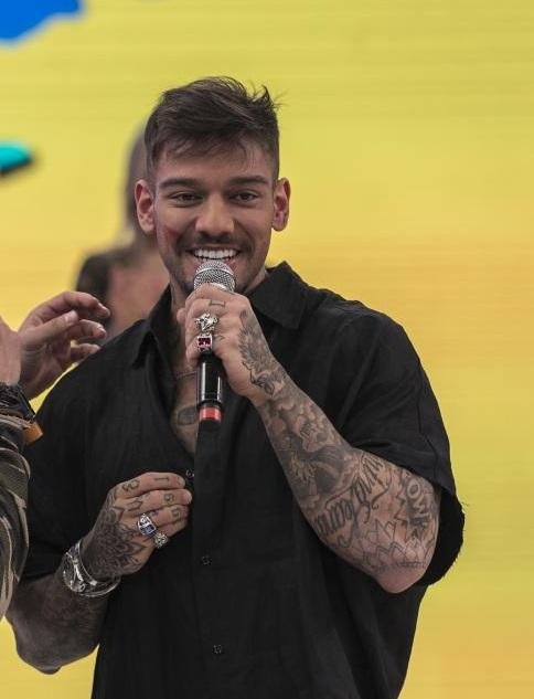 Filho de Lucas e Lorena nasceu na sexta (19)