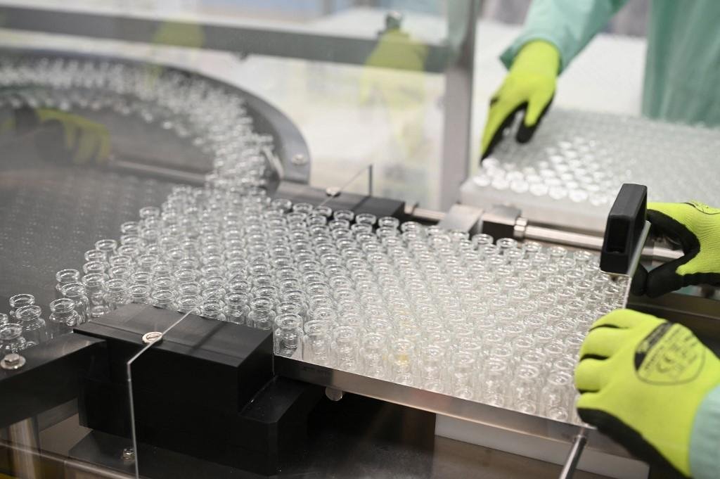 Insumo farmac&ecirc;utico ativo ser&aacute; usado para fabrica&ccedil;&atilde;o de vacinas Oxford/AstraZeneca