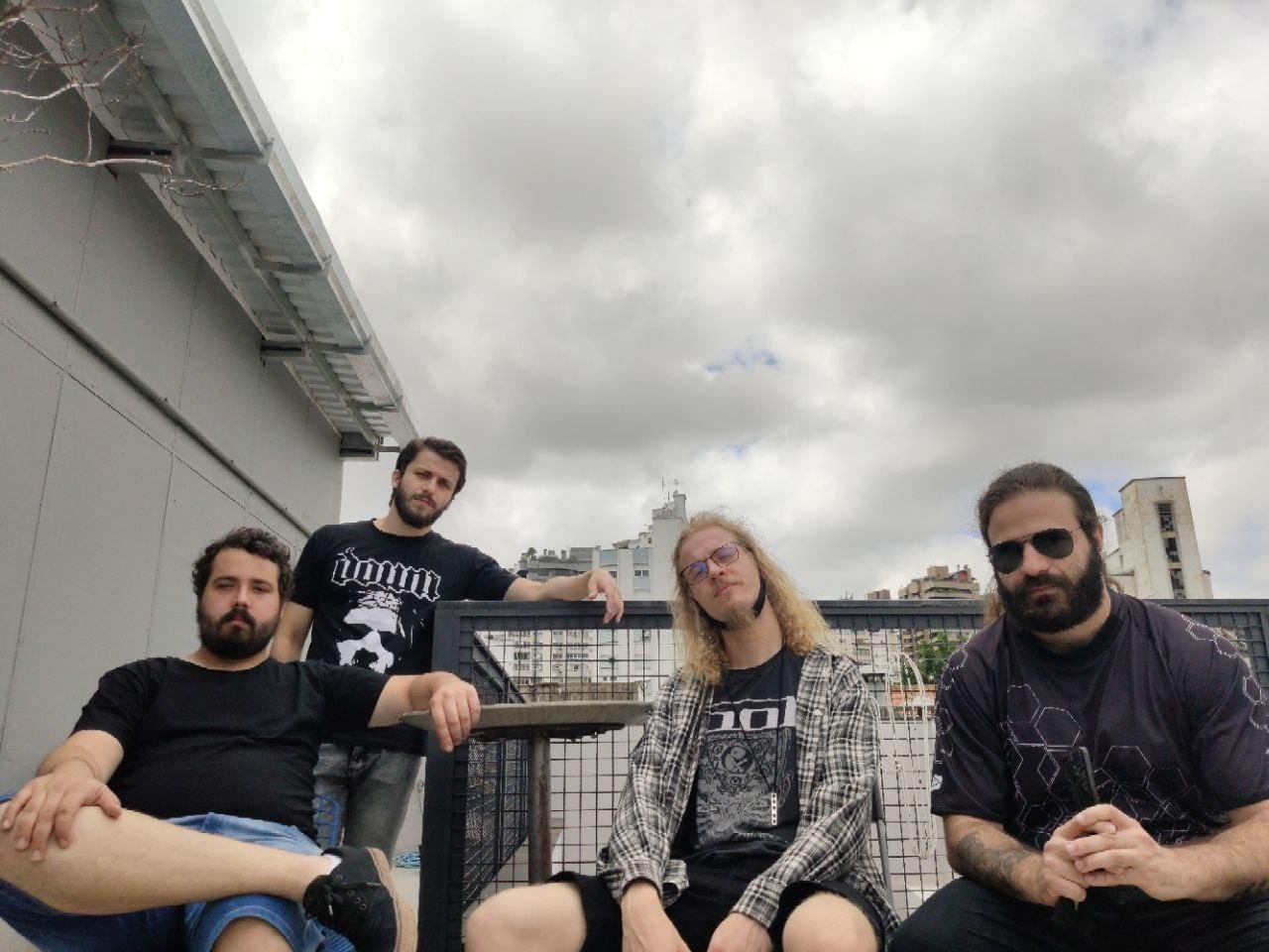 Peixes Voadores se reuniu no est&uacute;dio para gravar o novo disco