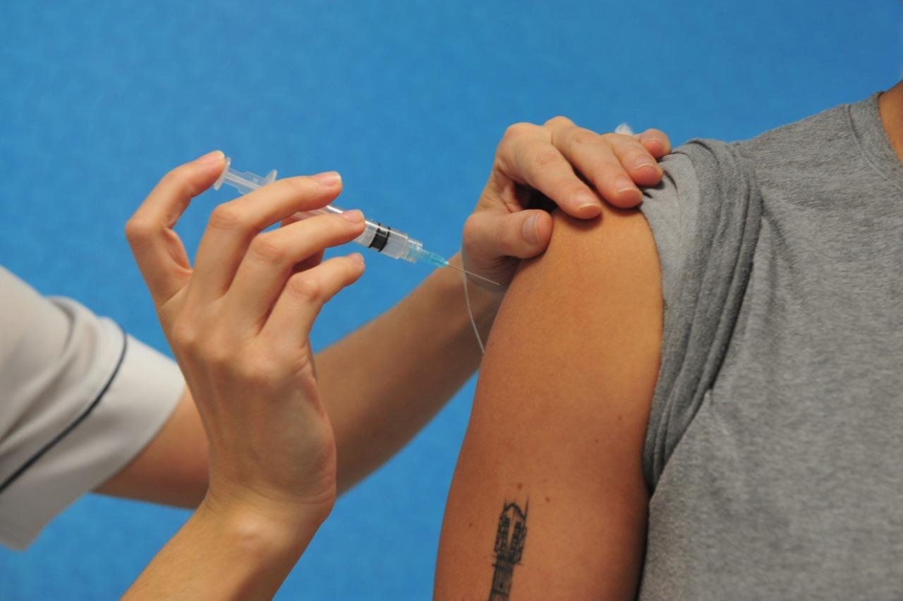 Ao todo, 19 estabelecimentos est&atilde;o credenciados para aplicar doses a partir de quinta-feira