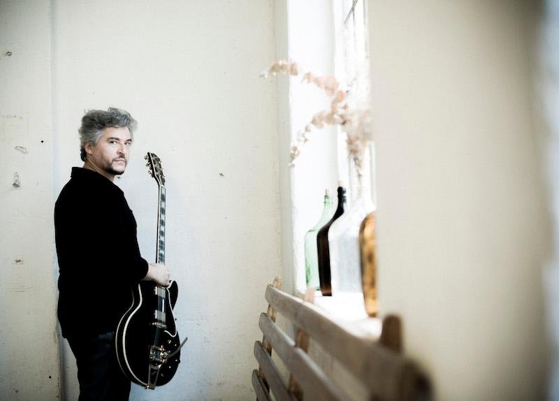 &Eacute;rico Moura divide sua carreira musical com a medicina