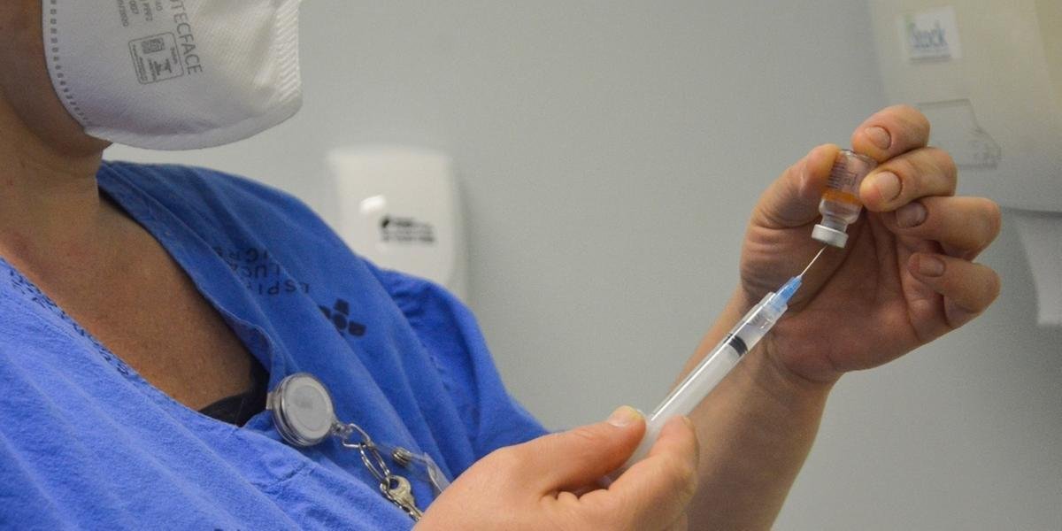 Em Camaqu&atilde;, 2,1 mil pessoas est&atilde;o em atraso com a segunda dose