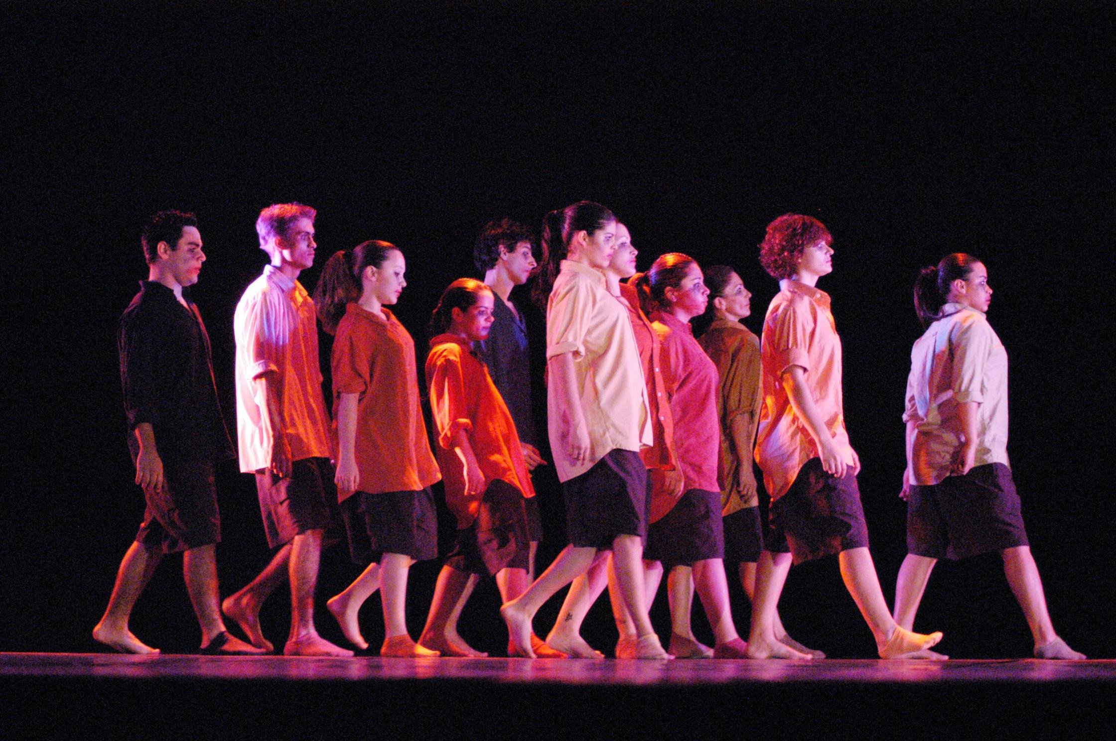 Espet&aacute;culo "Mixo Corp&oacute;reo" da Art & Dan&ccedil;a