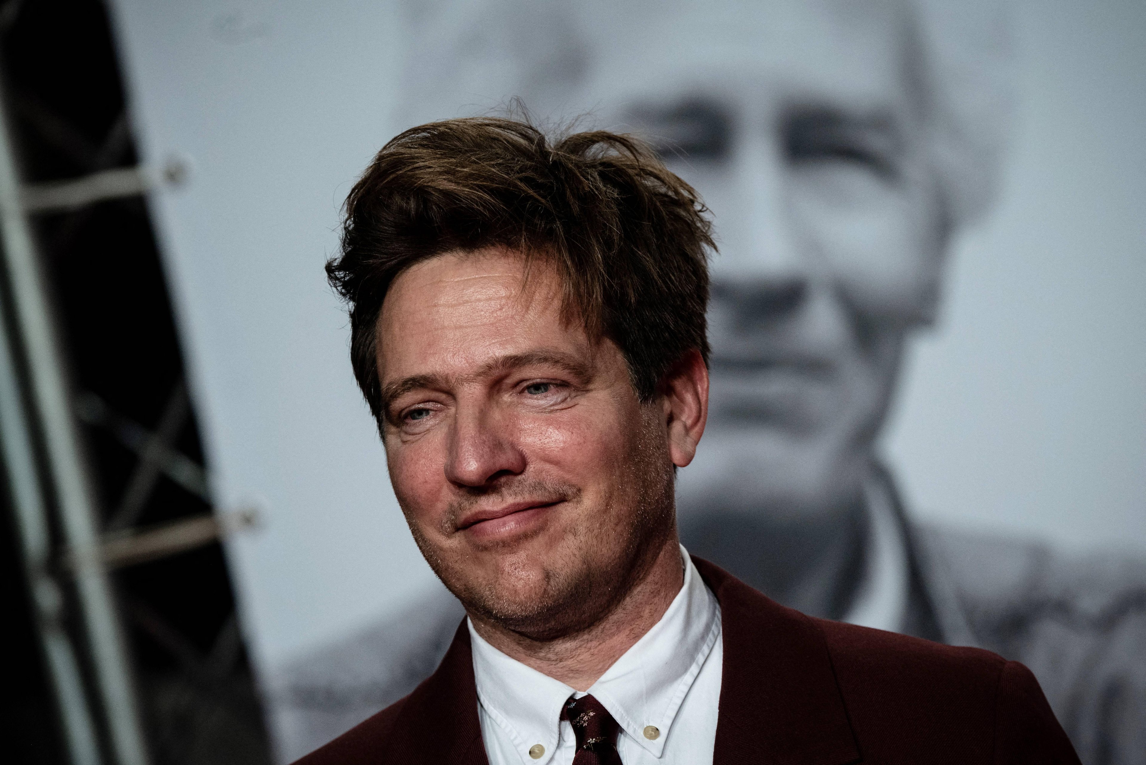 Quatro dias antes do in&iacute;cio das filmagens, a filha de Vinterberg morreu em um acidente de tr&acirc;nsito