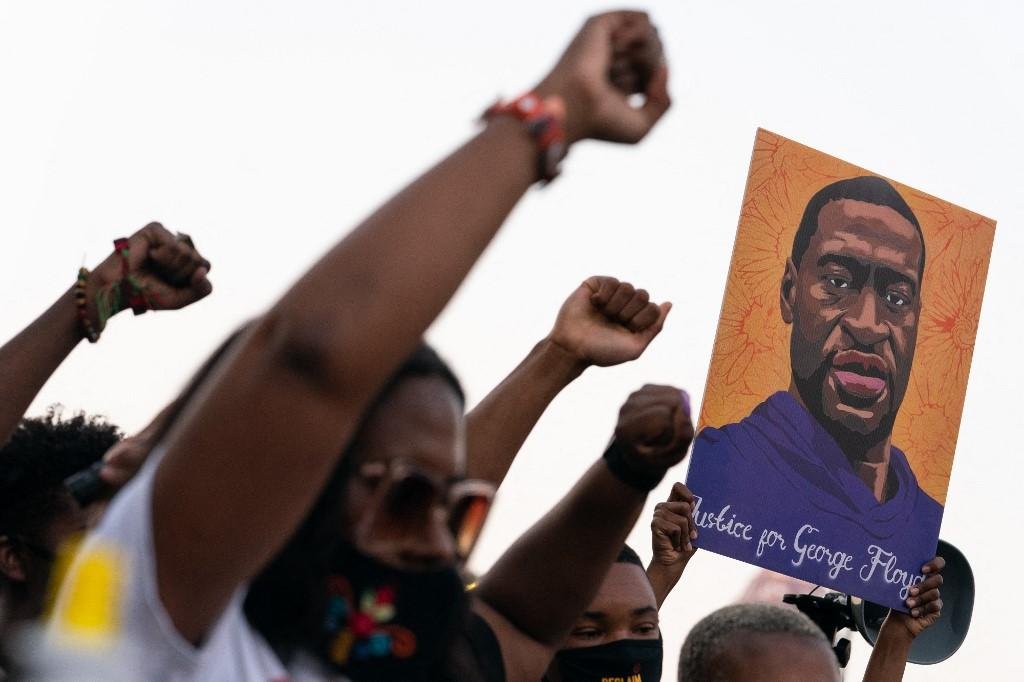 Assassinato de George Floyd gerou uma onda de protestos nos EUA