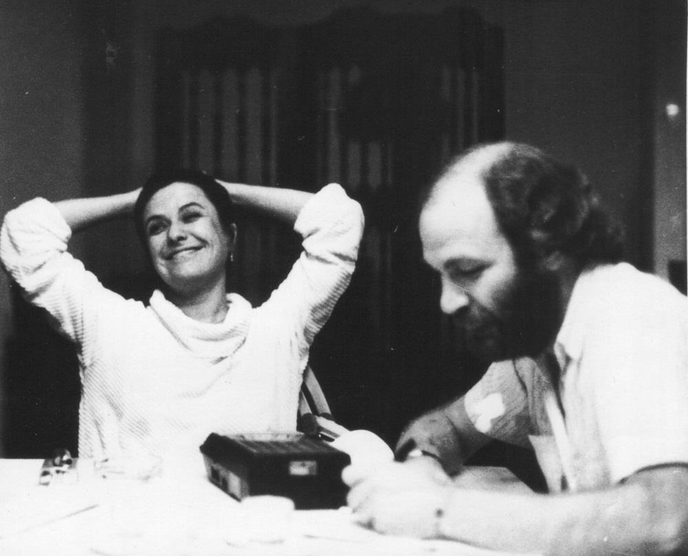 Cantora Elis Regina e o jornalista Juarez Fonseca