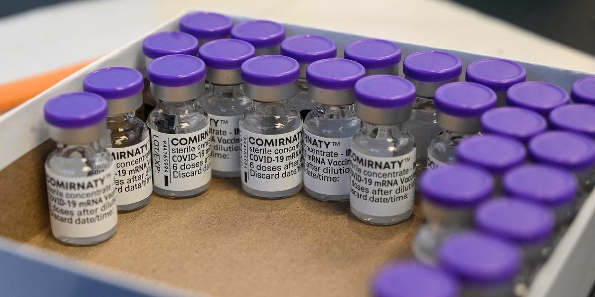 Pfizer prepara imunizantes em condi&ccedil;&otilde;es especiais de armazenamento
