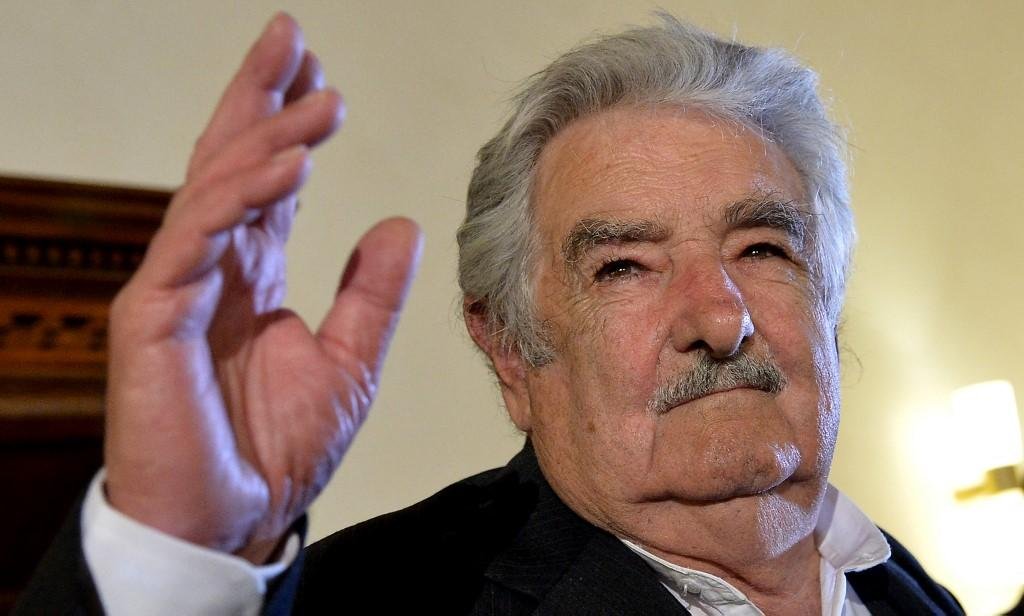 Jos&eacute; Mujica foi submetido a uma cirurgia no es&ocirc;fago na ter&ccedil;a-feira