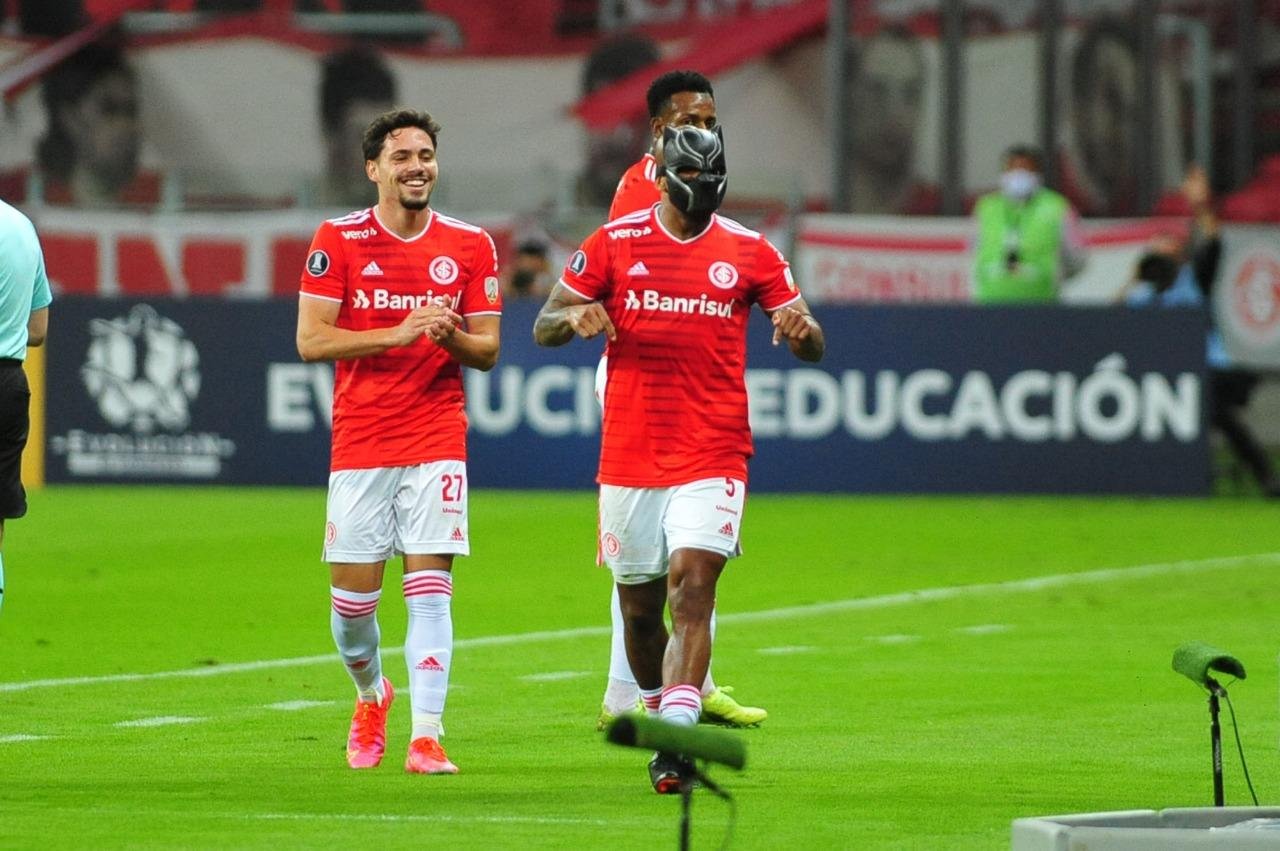 Patrick negocia renova&ccedil;&atilde;o com o Inter