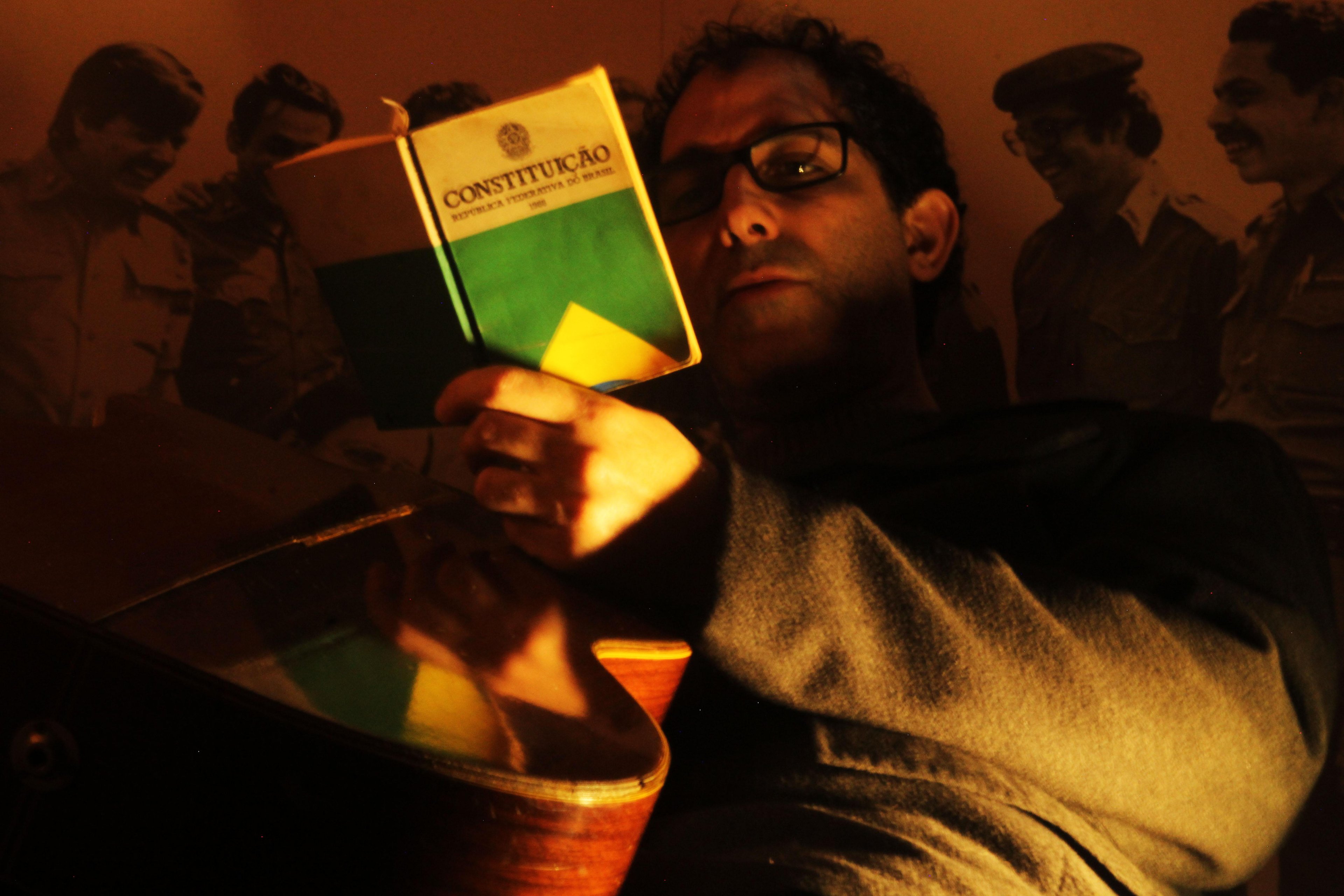 Novo disco do compositor &eacute; parte do projeto "Hora Feliz do Hahn"