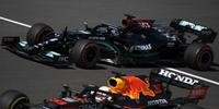 Verstappen e Hamilton seguem luta ponto a ponto pelo mundial