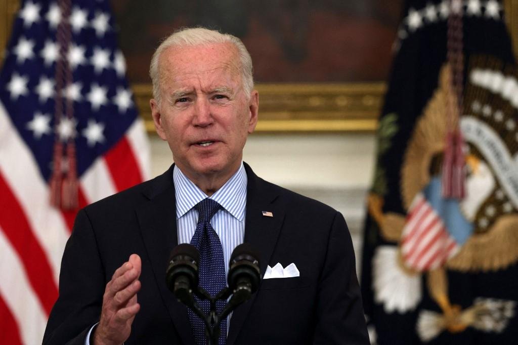 Biden disse que o pa&iacute;s est&aacute; pronto para lan&ccedil;ar uma campanha de vacina&ccedil;&atilde;o para adolescentes
