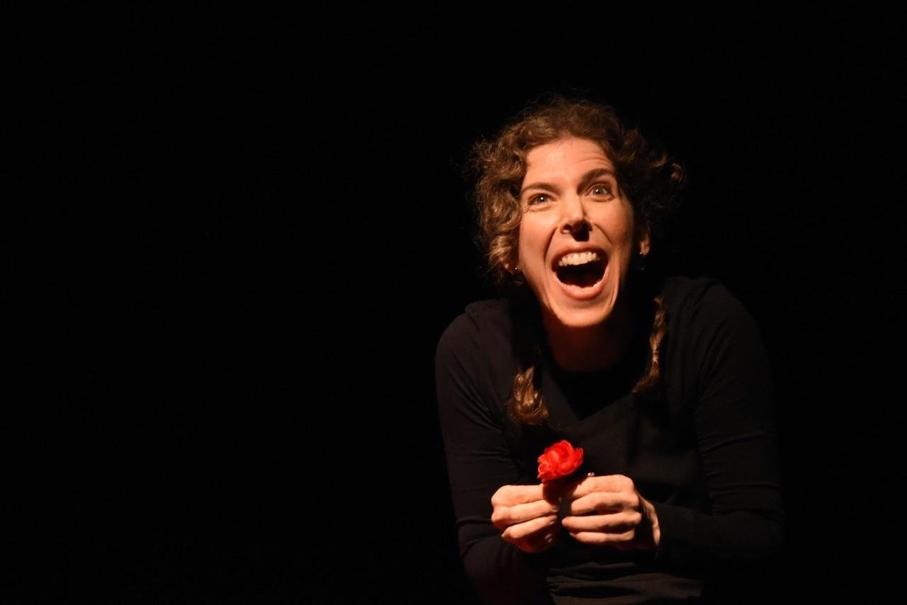 Andrea (Andi) Rubstein conduz tramas, que t&ecirc;m crian&ccedil;as muito espertas como protagonistas, que inventam jeitos surpreendentes de lidar com seus desafios
