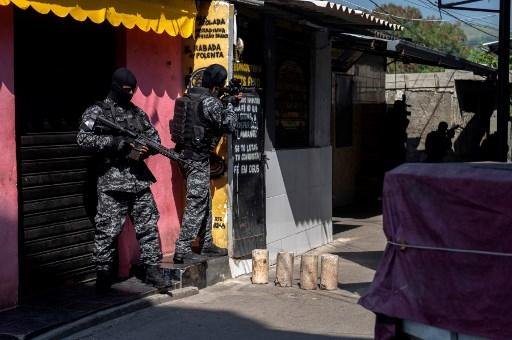 Opera&ccedil;&atilde;o no Rio deixou 25 mortos