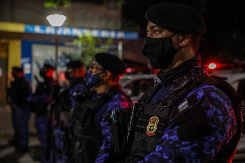 Guarda Municipal dispersou aglomera&ccedil;&otilde;es em cinco pontos