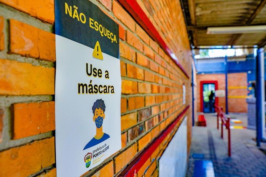 Prefeitura garante cumprimento de todos os protocolos para garantir sa&uacute;de dos alunos