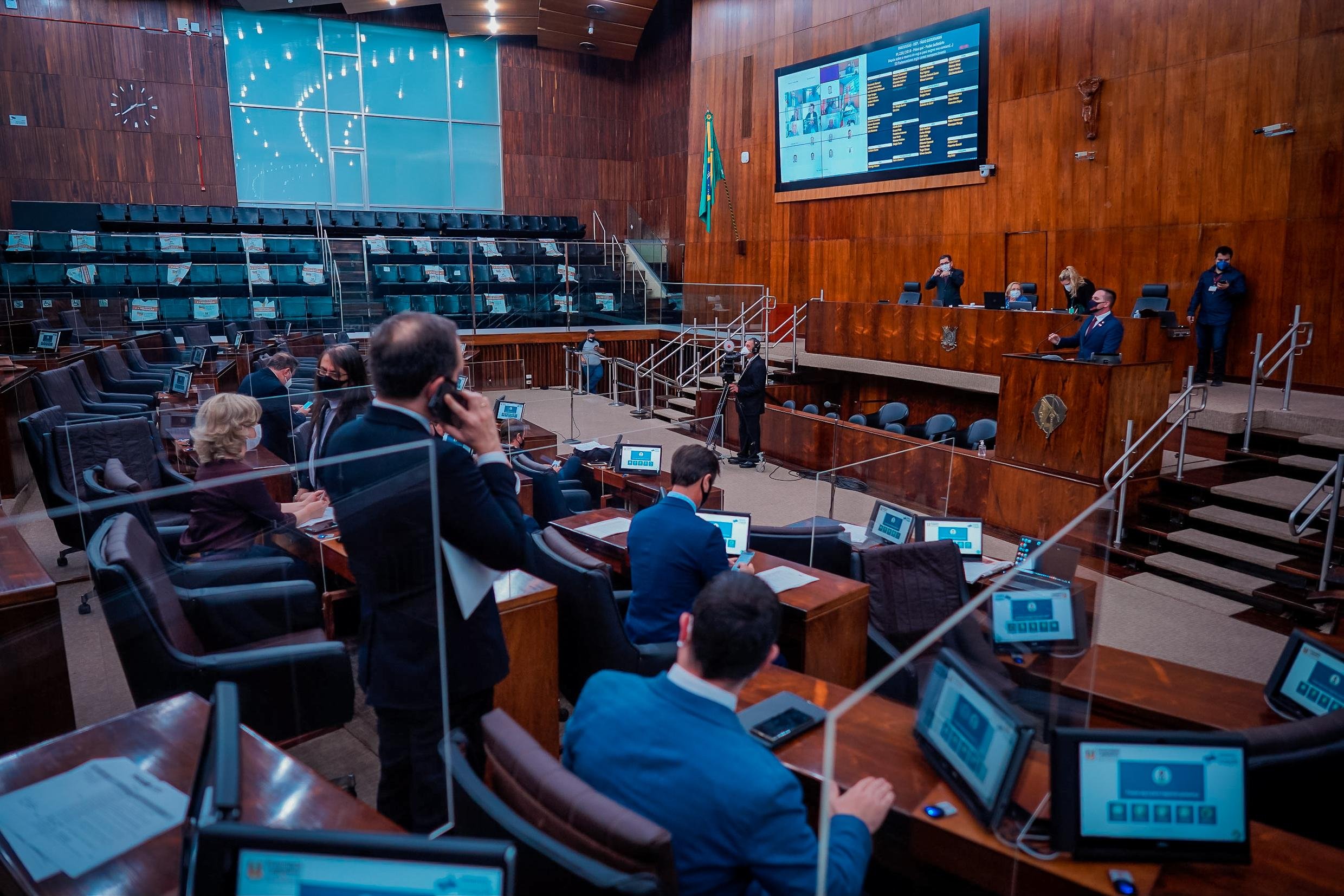 Propostas buscam incentivar as atividades econ&ocirc;micas no Estado