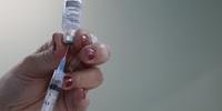 A imunização vai até às 20h nas UBSs Vila Ipê, Reolon, Eldorado e Cinquentenário
