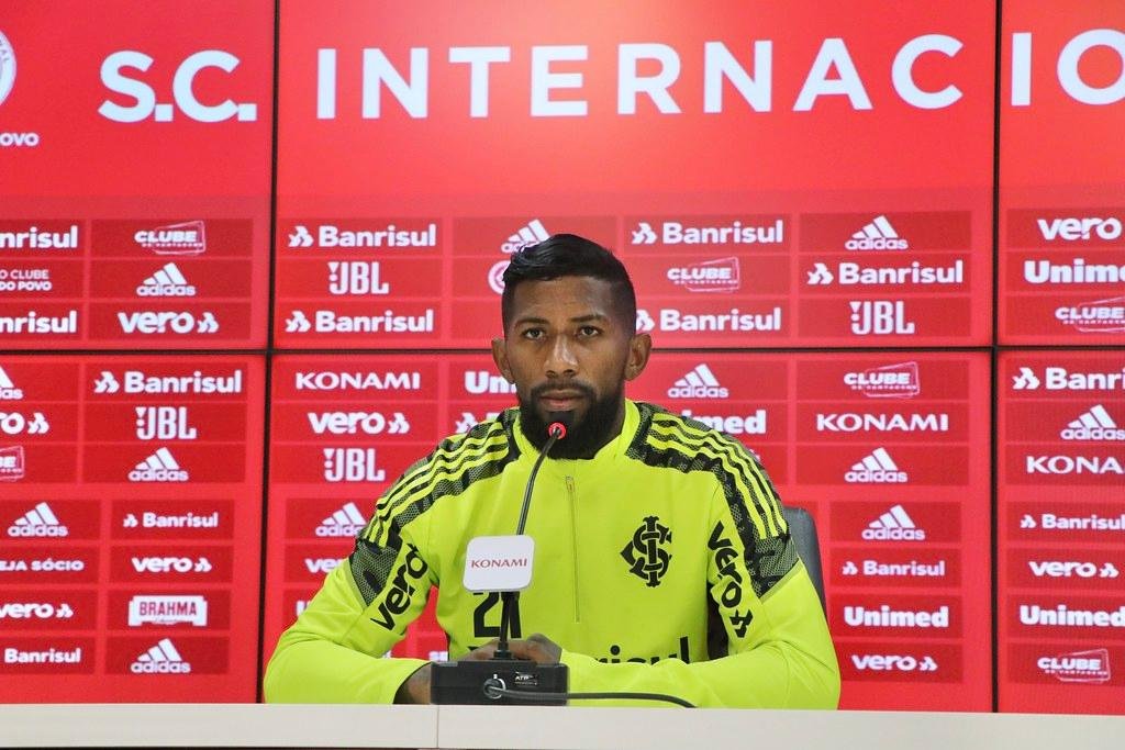 Rodinei revelou que n&atilde;o pensa no futuro e que est&aacute; focado no Gre-Nal do pr&oacute;ximo domingo