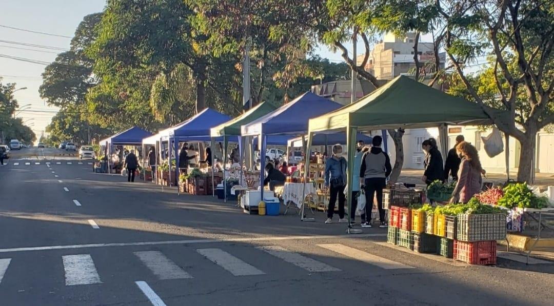 A Feira da Comunidade, que acontece nas manh&atilde;s de domingo, foi criada em 2017
