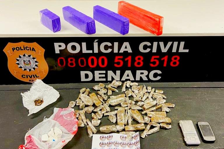 Um traficante foi preso em flagrante pelos policiais civis