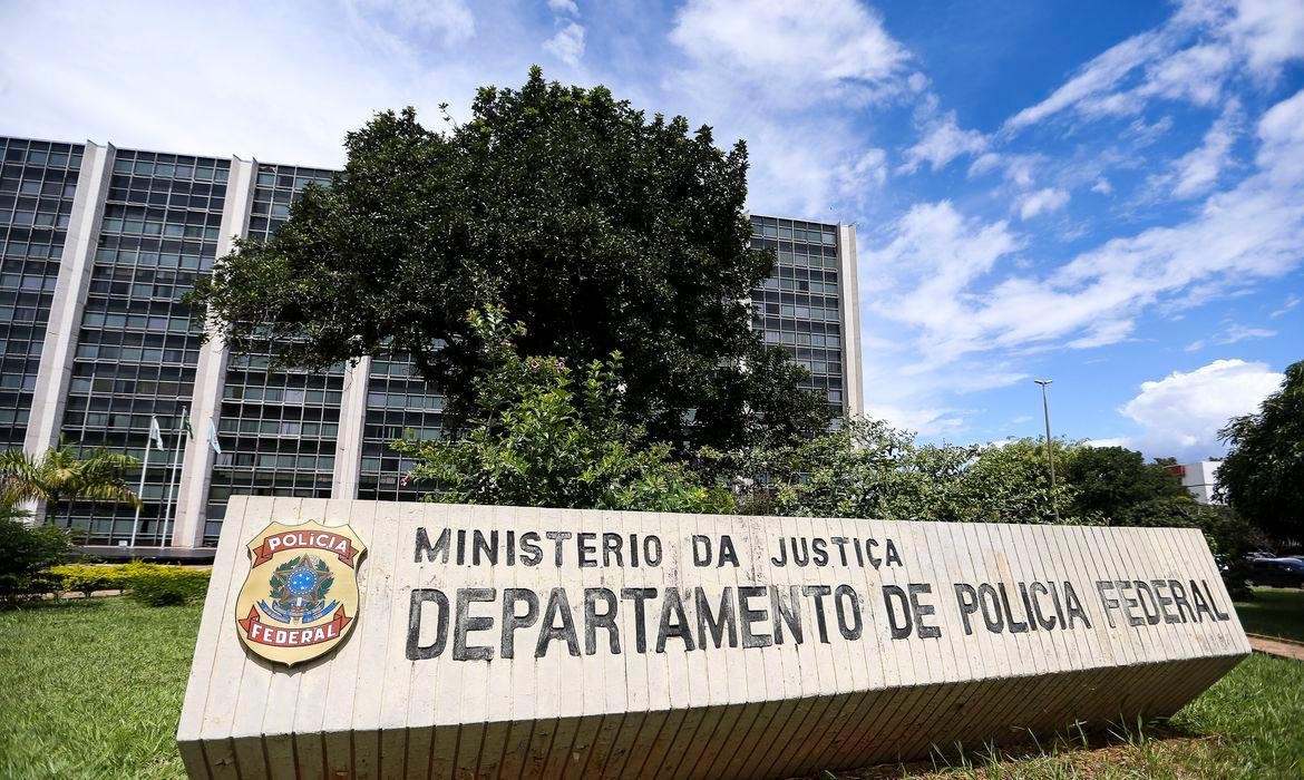 Os candidatos aprovados nessa primeira fase ainda dever&atilde;o passar por exames de aptid&atilde;o f&iacute;sica e mental