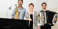 LiberTango é formado por Estela Caldi e pelos filhos Marcelo Caldi (acordeon) e Alexandre Caldi (sax e flautas)