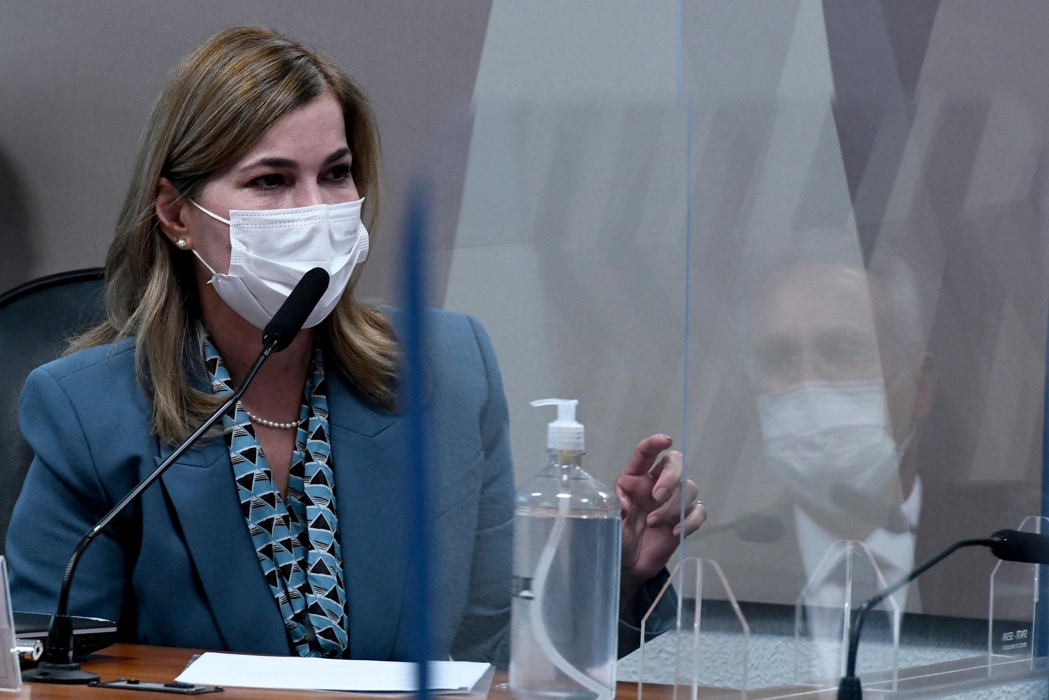Em depoimento &agrave; CPI da Covid, a secret&aacute;ria do Minist&eacute;rio da Sa&uacute;de alegou que a cloroquina tem evid&ecirc;ncia antiviral