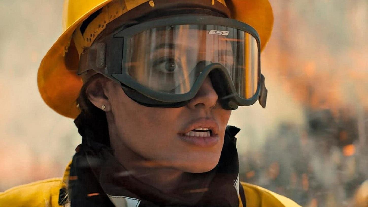 Este trabalho marca o retorno da atriz a longas-metragens de a&ccedil;&atilde;o, depois de cerca de 10 anos de aus&ecirc;ncia