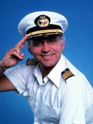 Gavin MacLeod, ator de "O Barco do Amor", morreu neste s&aacute;bado, dia 29, aos 90 anos