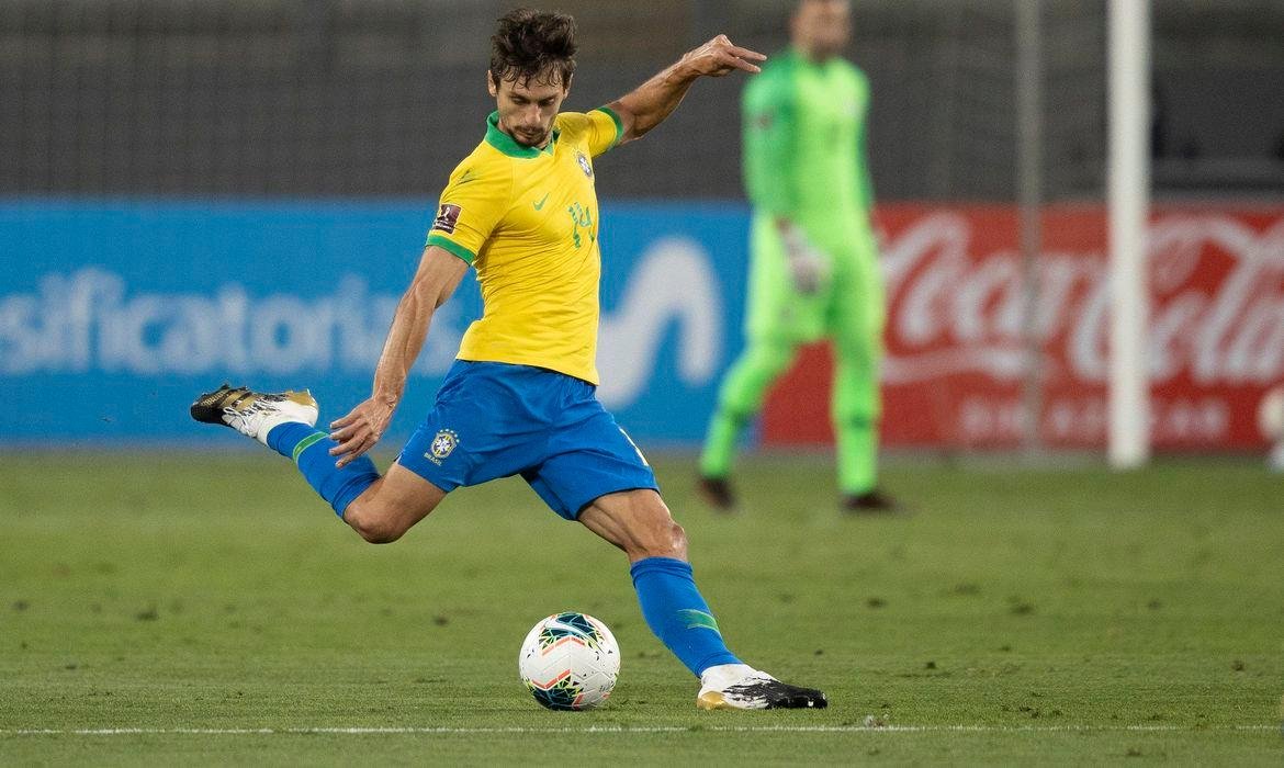 Rodrigo Caio foi convocado para a vaga de Thiago Silva, do Manchester City, que sofreu uma les&atilde;o na final da Liga dos Campe&otilde;es