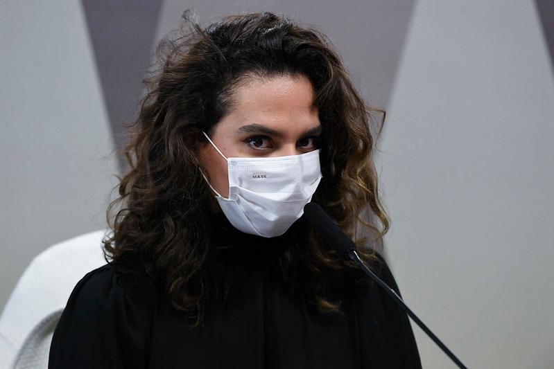 M&eacute;dica infectologista Luana Ara&uacute;jo dep&otilde;e nesta quarta-feira na CPI da Covid