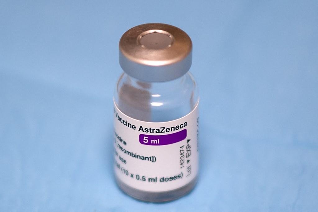 Fiocruz pretende produzir 50 milh&otilde;es de doses com os lotes de IFAs que come&ccedil;aram a ser fabricados