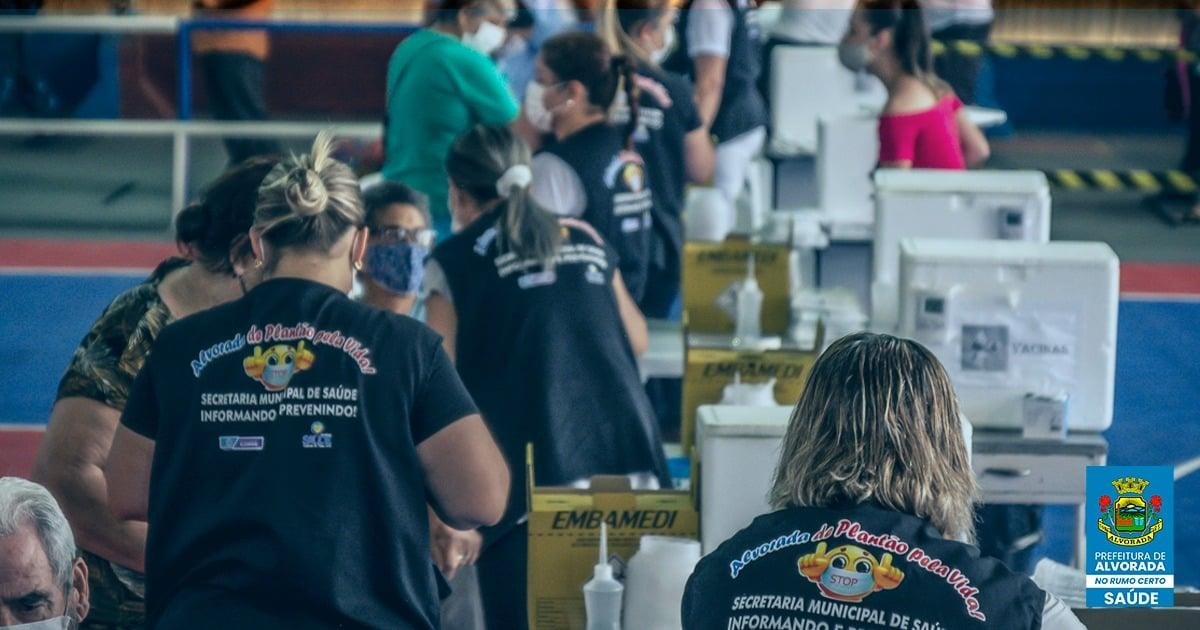 Doses est&atilde;o sendo aplicadas no Gin&aacute;sio Municipal Tancredo Neves