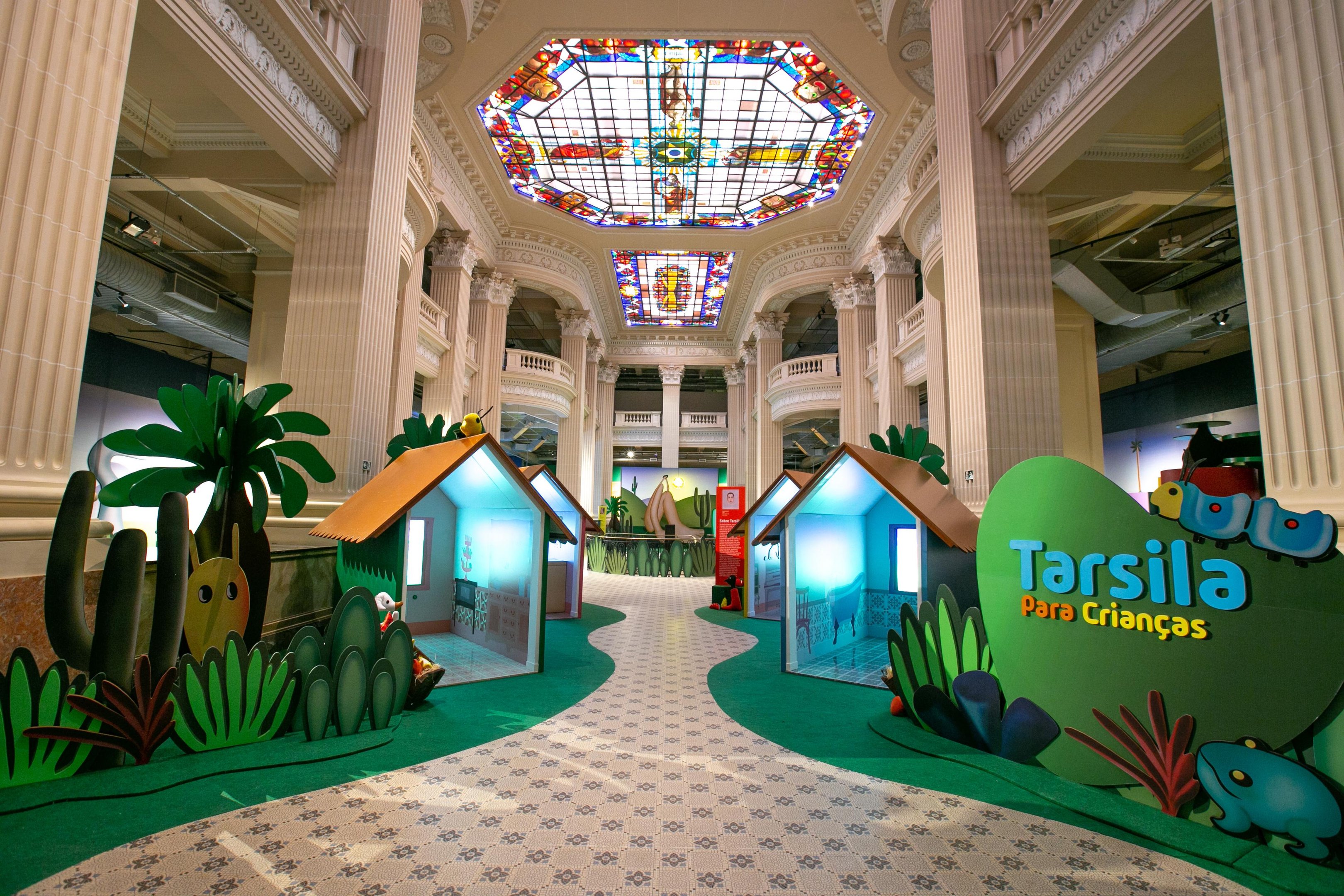 Mostra "Tarsila Para Crian&ccedil;as" abre nesta ter&ccedil;a-feira, com atividades l&uacute;dicas e interativas no Farol Santander