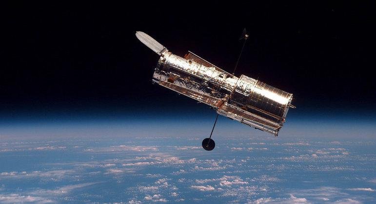 Telesc&oacute;pio est&aacute; h&aacute; dias sem atividade