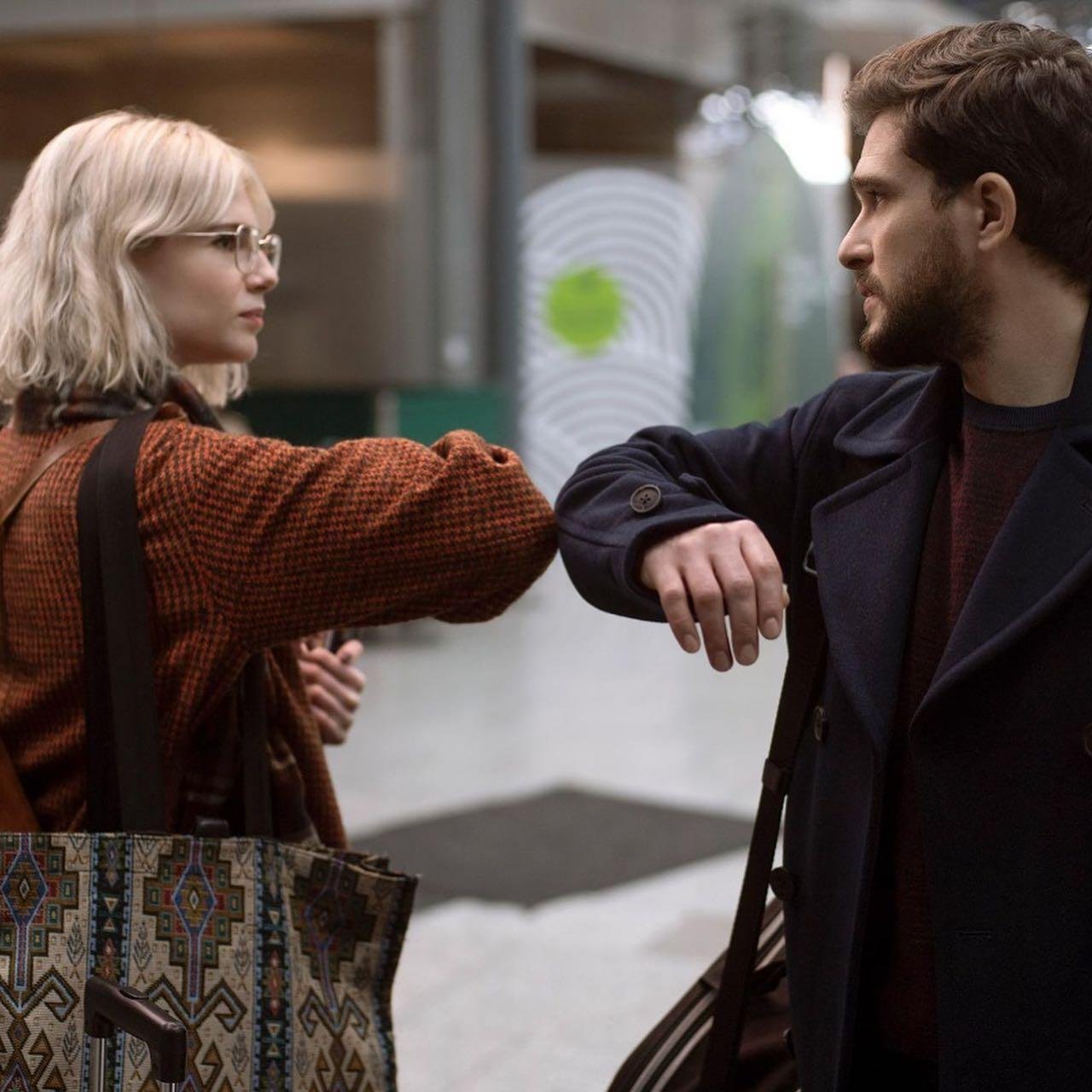 Primeiras imagens de cenas com Lucy Boynton e Kit Harrington