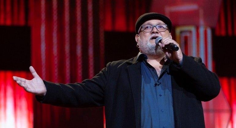 Os candidatos apostam em performances que v&atilde;o do pagode &agrave; &oacute;pera para buscar uma vaga na final