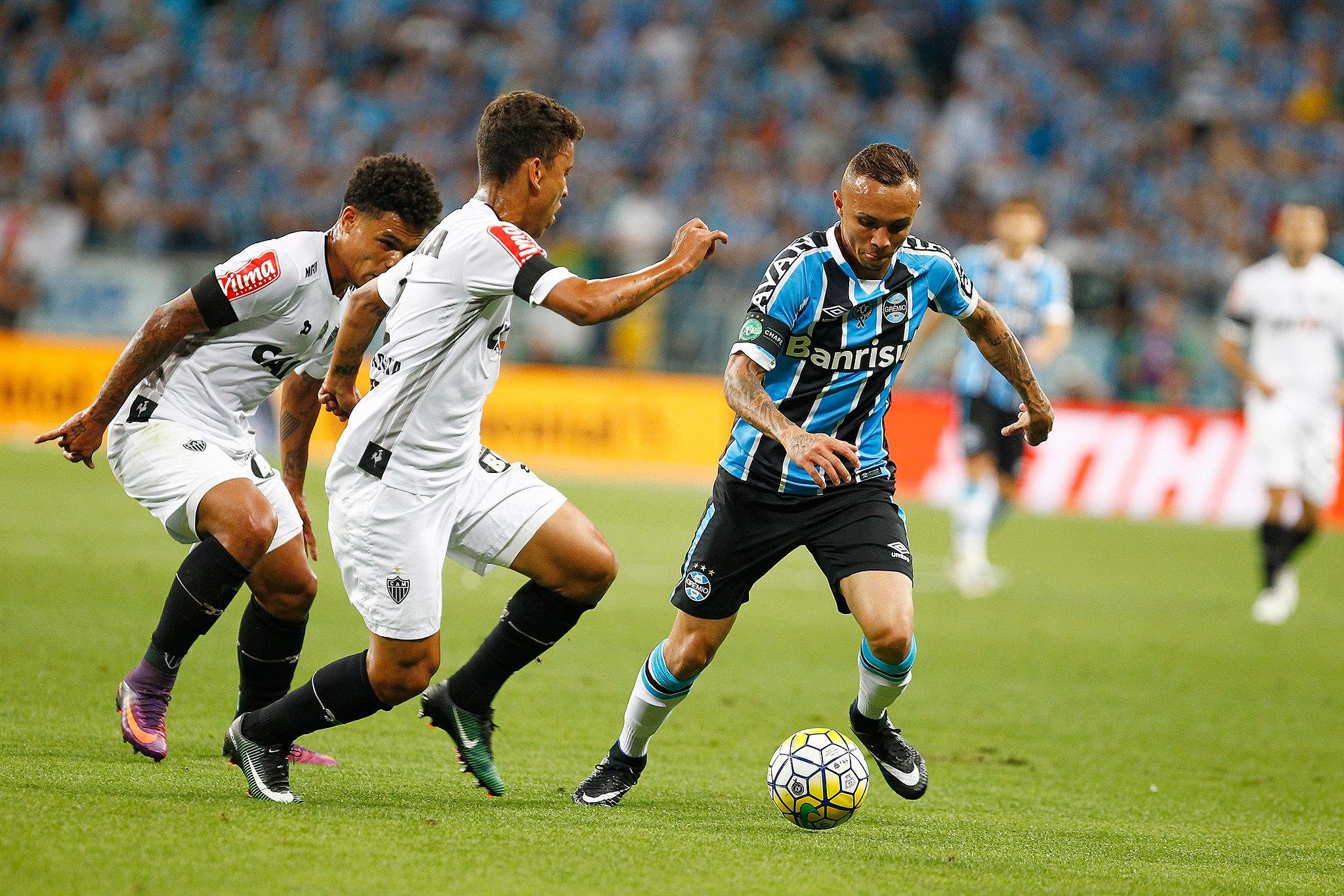 Everton foi campe&atilde;o da Copa do Brasil com o Gr&ecirc;mio em 2016