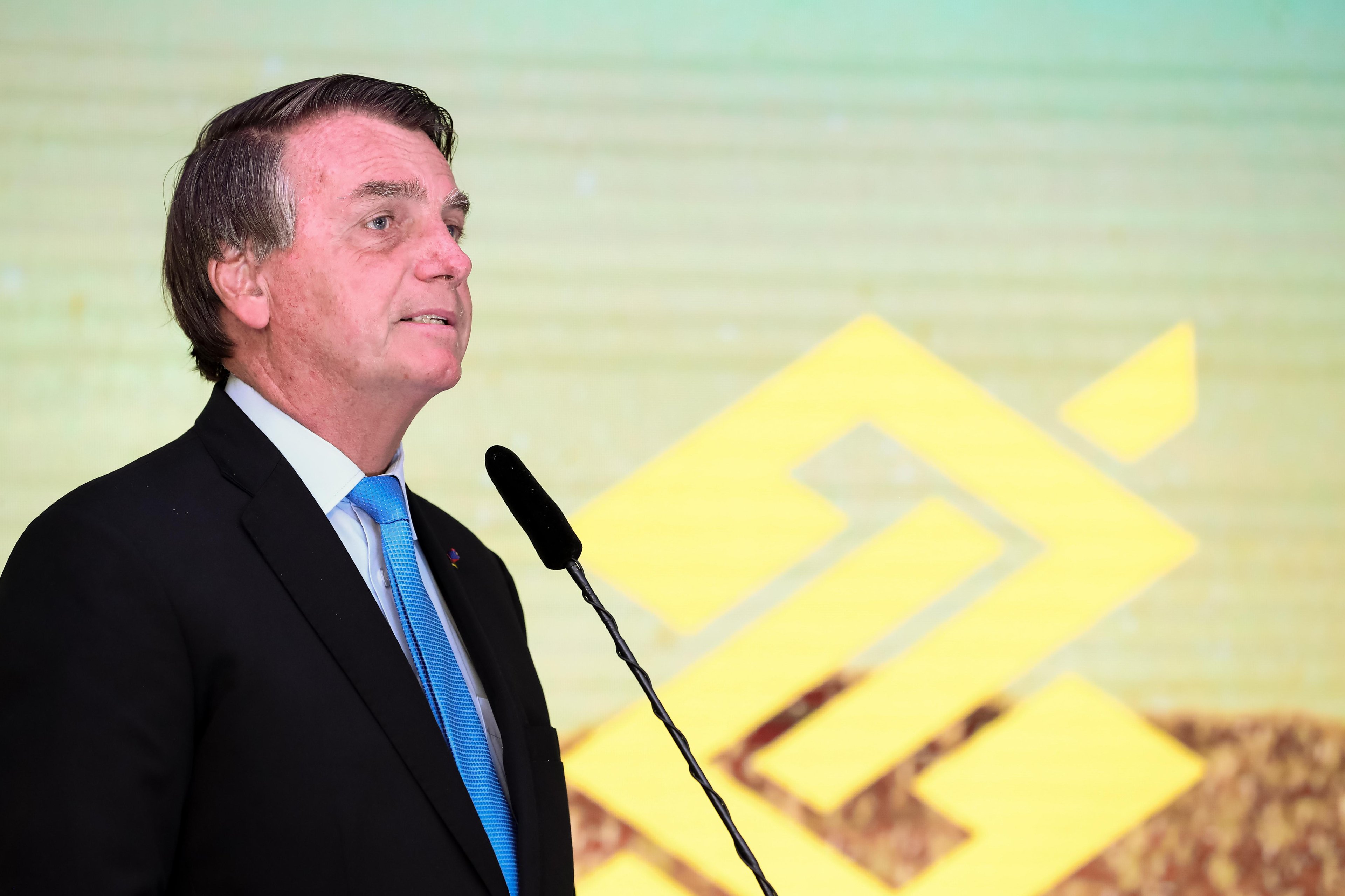 Contrato da vacina entrou na mira da CPI da Covid no Senado e do Minist&eacute;rio P&uacute;blico Federal por suspeitas de irregularidades