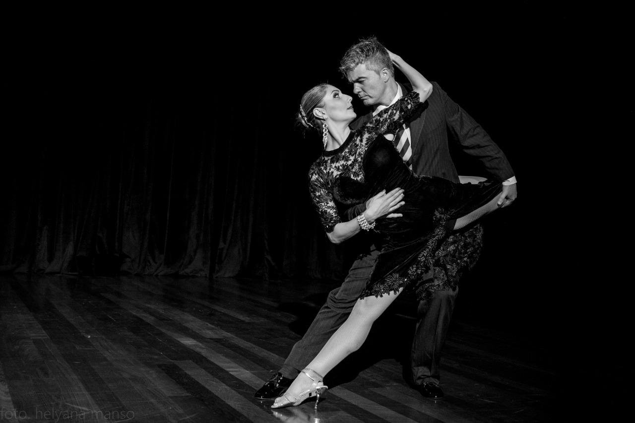 &ldquo;Esto es Tango&rdquo;, da Compan&iacute;a Alma de Tango, re&uacute;ne os tangos mais potentes de Astor Piazzolla
