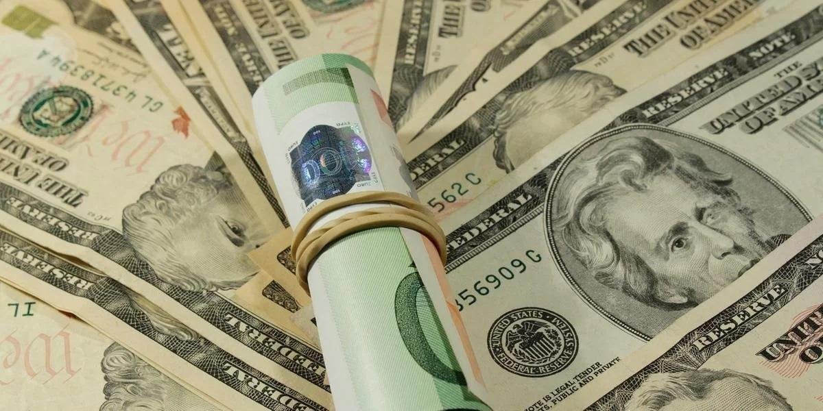 D&oacute;lar fechou dia cotado a R$ 5,20