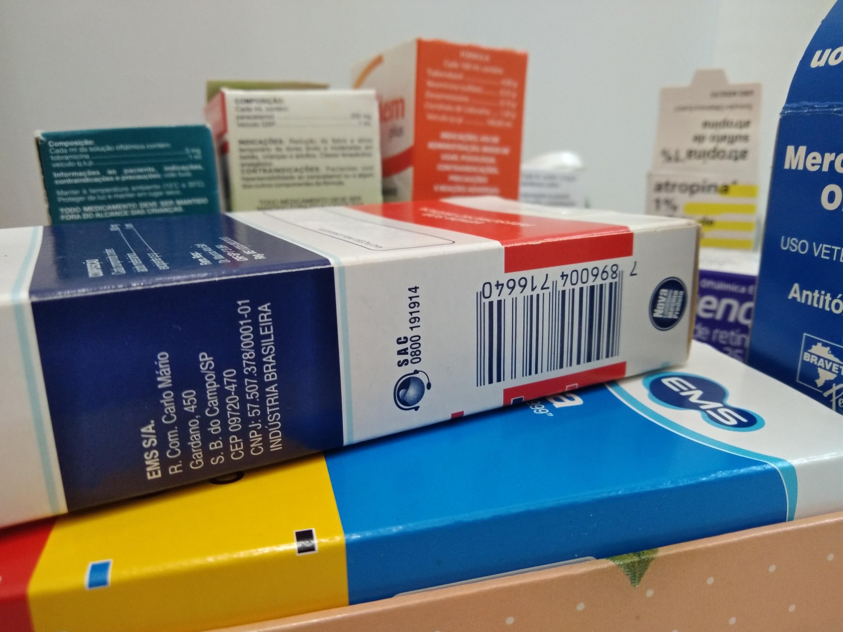 Para a retirada dos medicamentos &eacute; preciso apresentar documento com foto, cart&atilde;o do SUS e receita m&eacute;dica