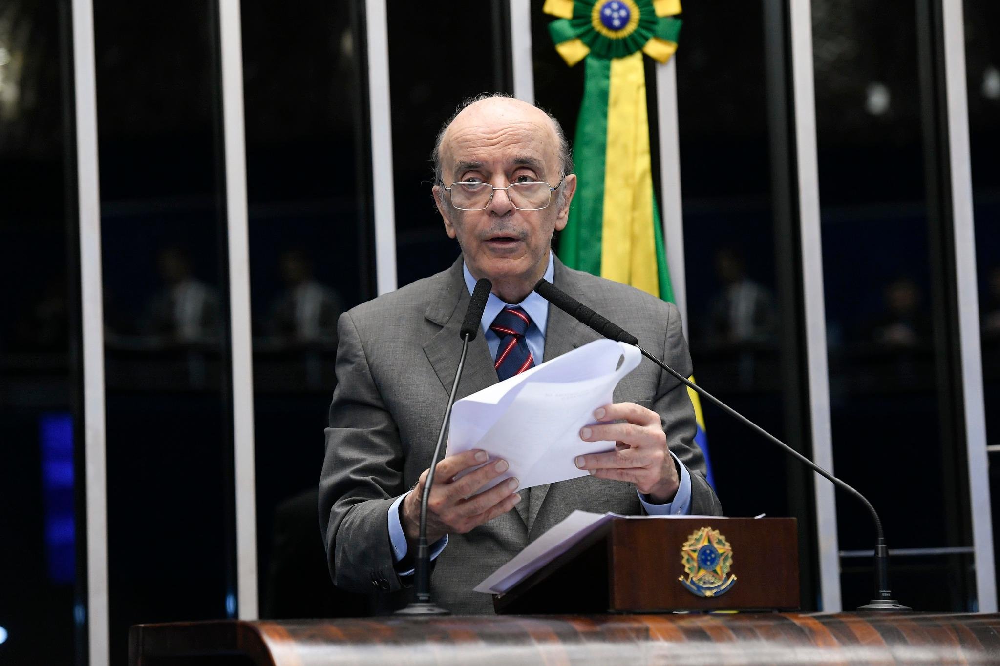 Senador do PSDB internado no dia 22 de junho deixou o Hospital S&iacute;rio Liban&ecirc;s neste s&aacute;bado