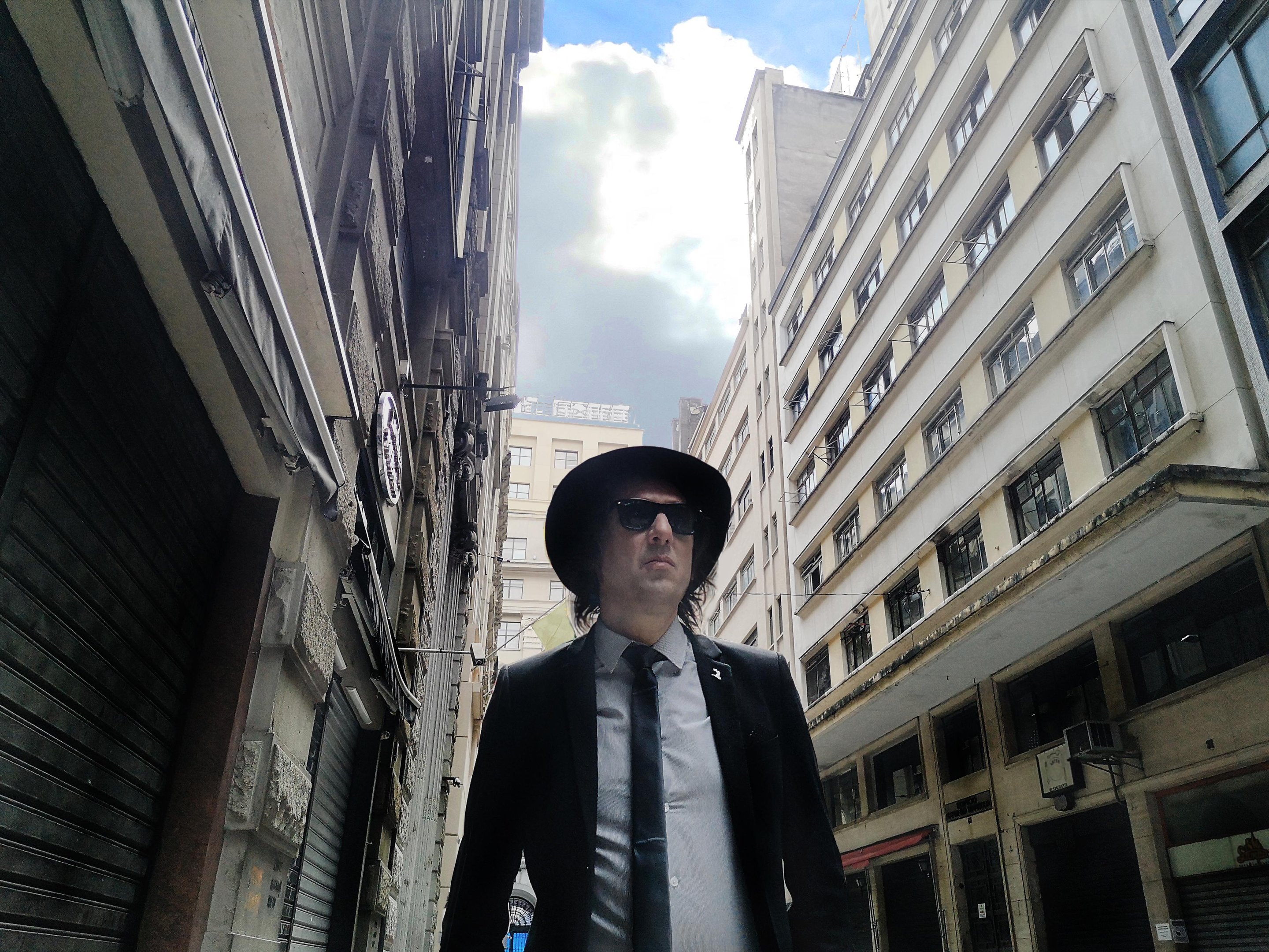 Marcelo Gross apresenta o novo &aacute;lbum na &iacute;ntegra
