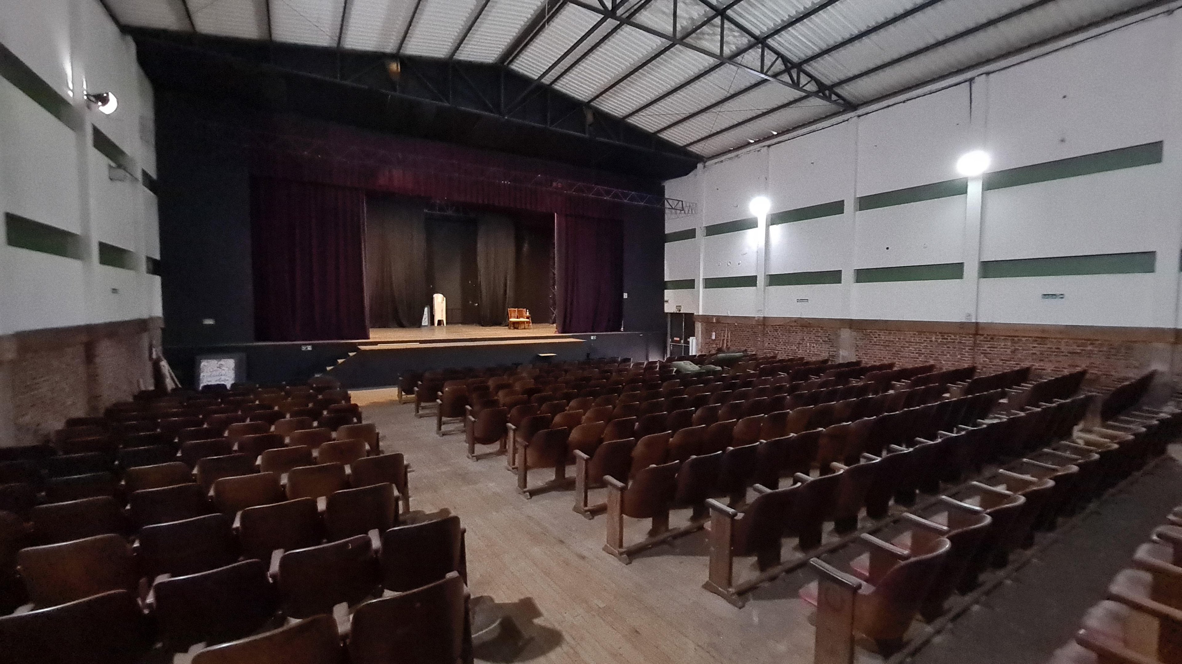 O teatro  ser&aacute; completamente repaginado, mas manter&aacute; a arquitetura original