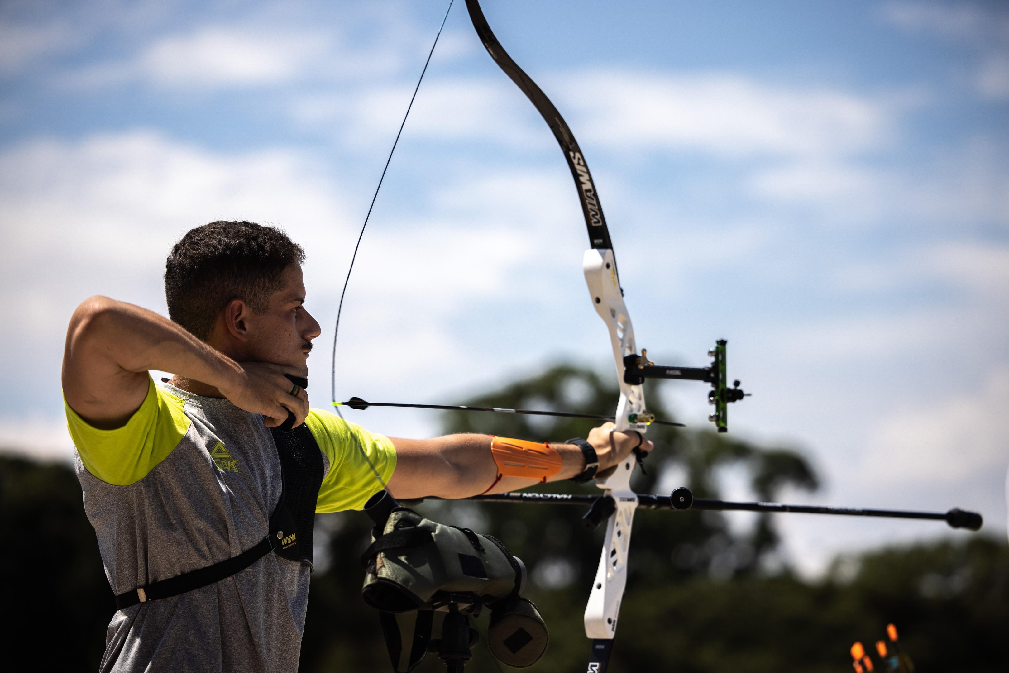 O arqueiro brasileiro Marcus D&rsquo;almeida classificou em 40&deg; ao somar 651 pontos no Campo de Tiro com Arco de Yumenoshima