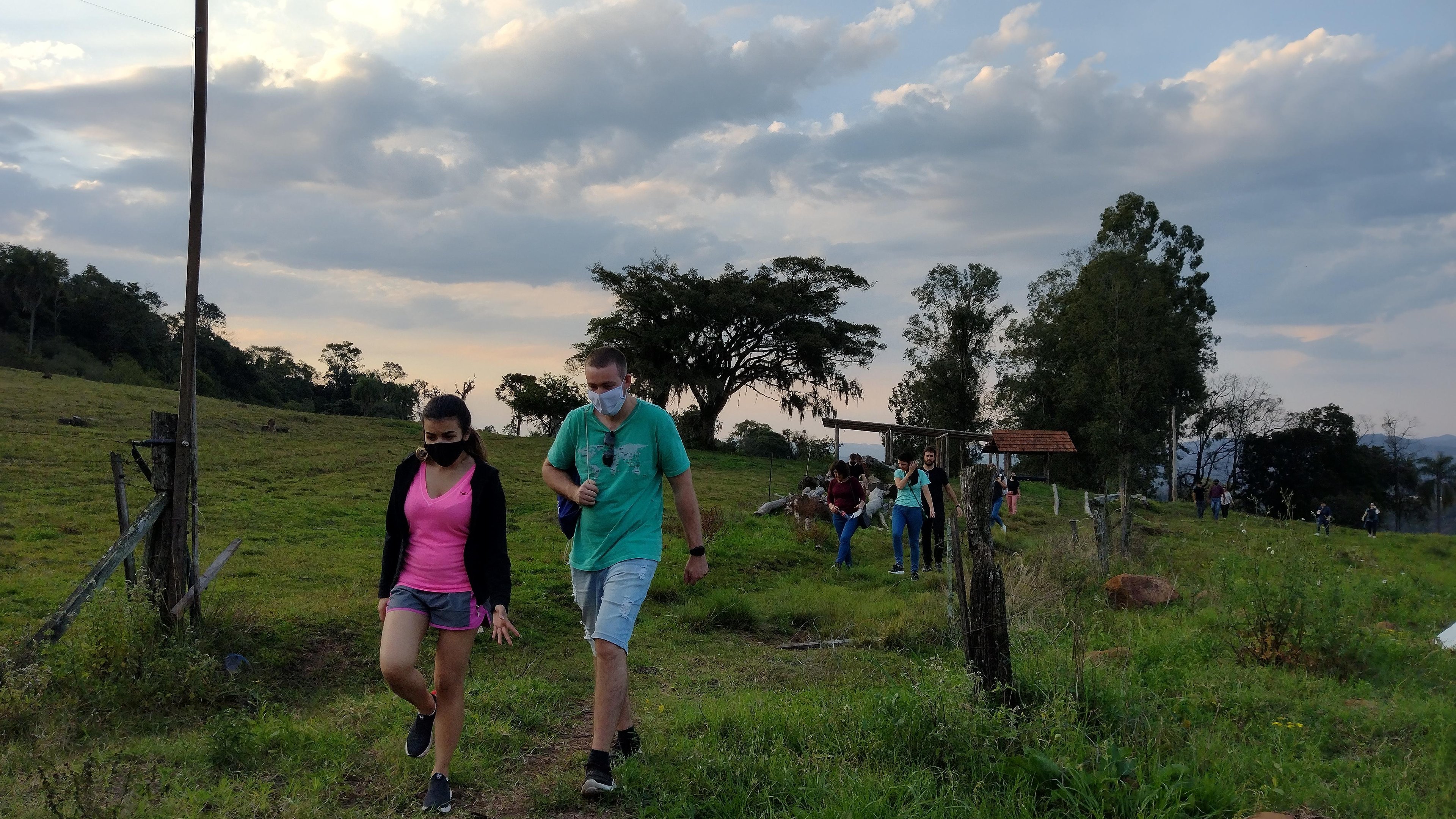 Ambas as propriedades visitadas ficam no Morro Agudo, em torno de 500 metros de dist&acirc;ncia uma da outra