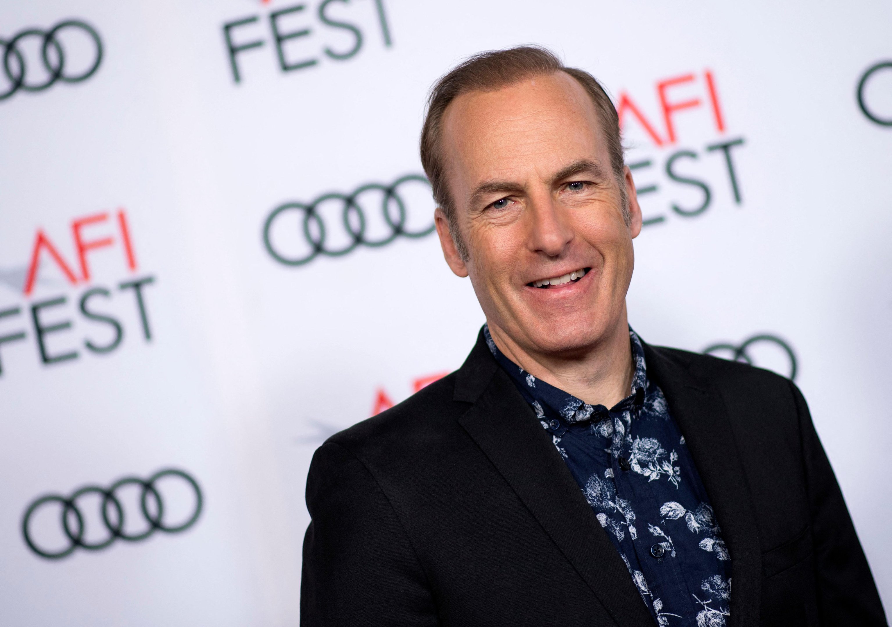 Odenkirk, de 58 anos, estava gravando a &uacute;ltima temporada da s&eacute;rie "Better Call Saul", na qual interpreta o protagonista principal, Jimmy McGill